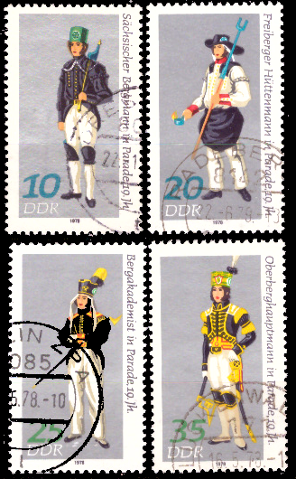 Briefmarken: DDR 1978, Mi.Nr. 2318-2321, Paradetrachten. Gestempelt