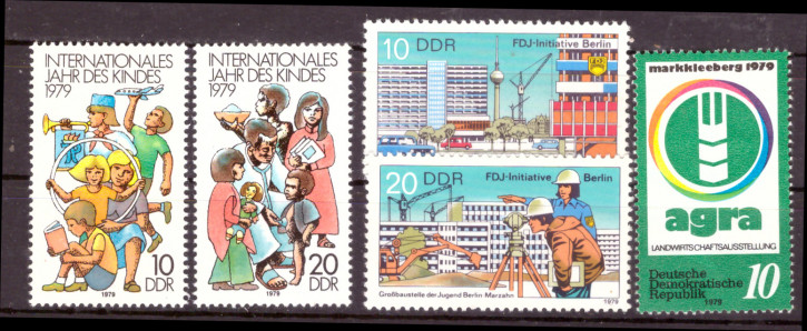Briefmarken: DDR 1979, Mi.Nr. 2422-2423, 2424-2425. 2428, Postfrisch