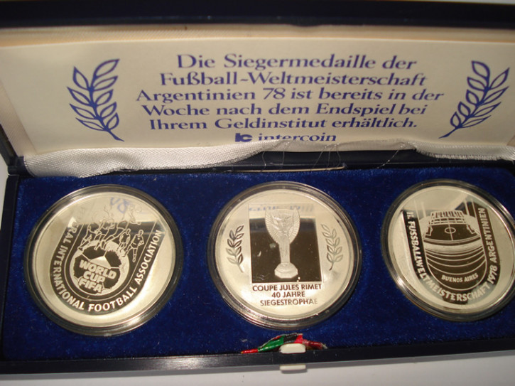 3 Medaillen PP der Fußball WM Argentinien 1978